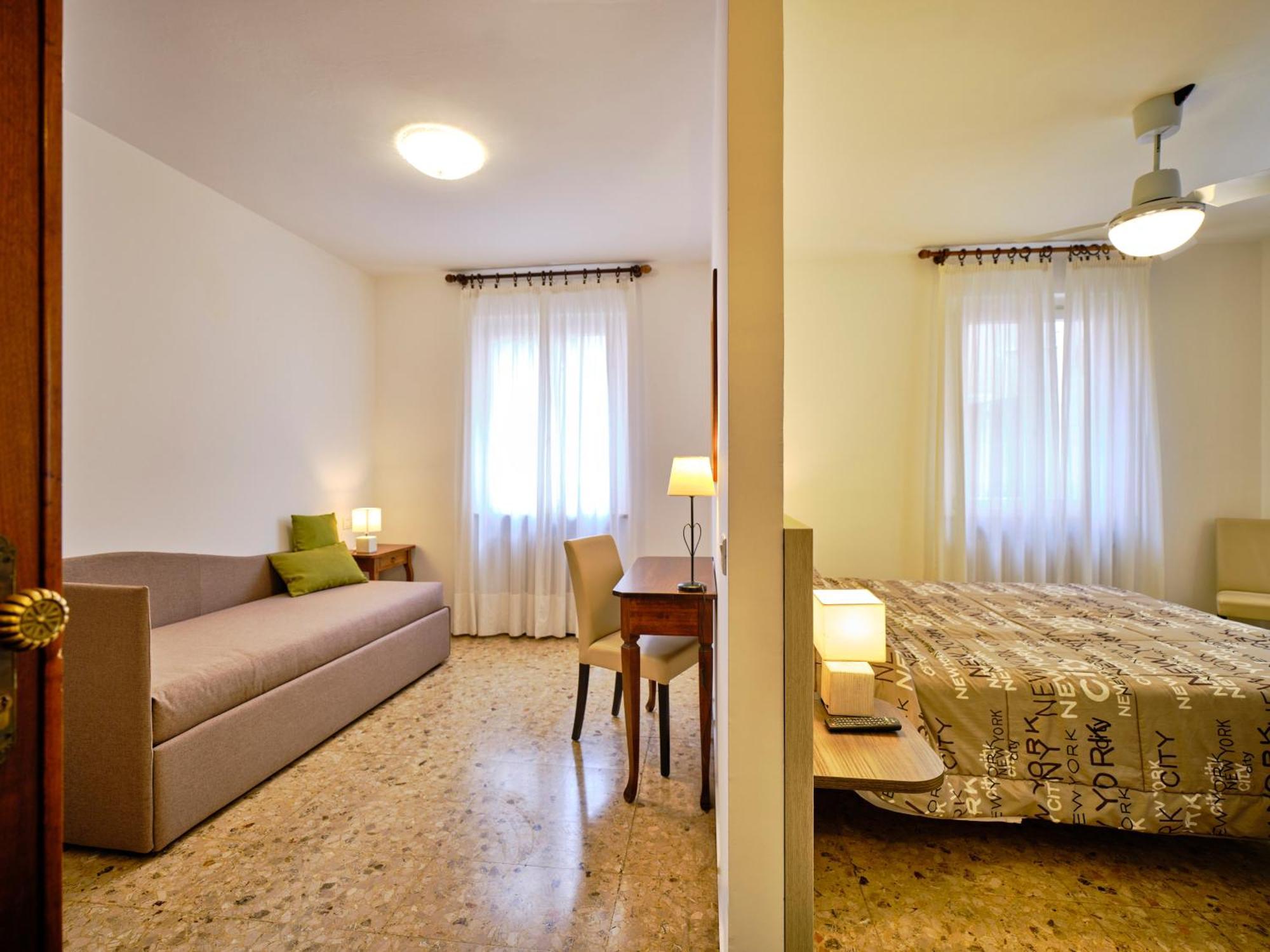 Piccolo Hotel Garda  Pokoj fotografie